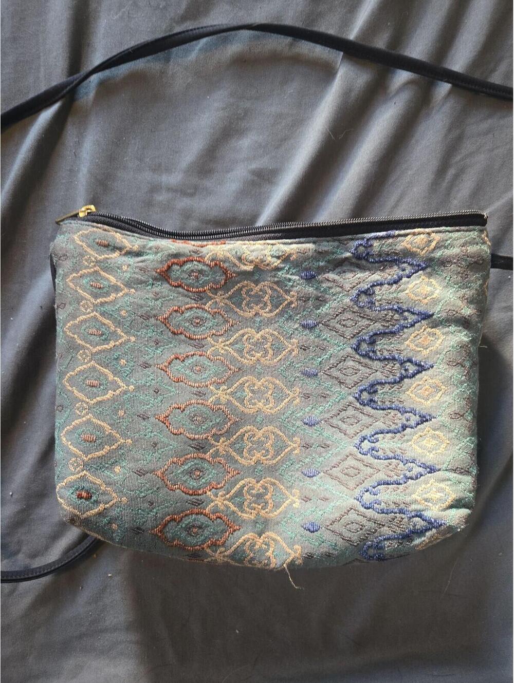 Danny K. Tapestry Crossbody Bag with Geometric Pattern - Picture 3 of 4